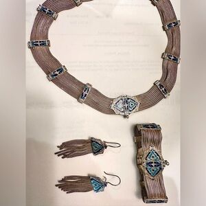 Silver and enamel matching set: necklace, bracelet, earrings, 84 NU 925